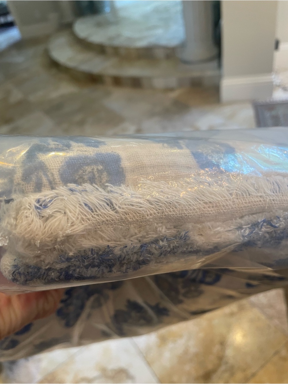 NWT! Mud Pie Blue Flower Repeat Throw Blanket. New in the package - Picture 6 of 6